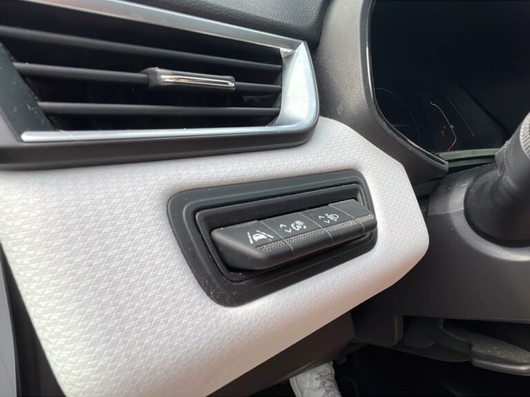 VOWPC162_VO025148_14928