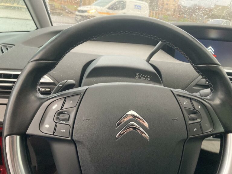 VOWP3796_VO016615_12074