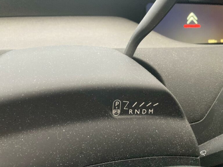 VOWP3796_VO016615_12075