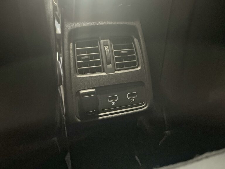 VOWPC162_VO024207_13749