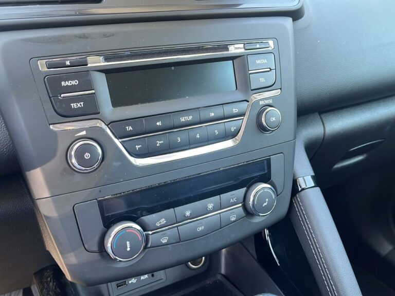 VOWPC161_VO021137_14557