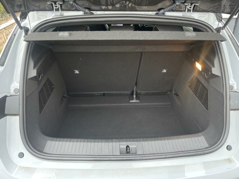 VOWPC162_VO024022_12381