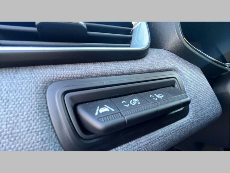 VOWPC162_VO025245_15956